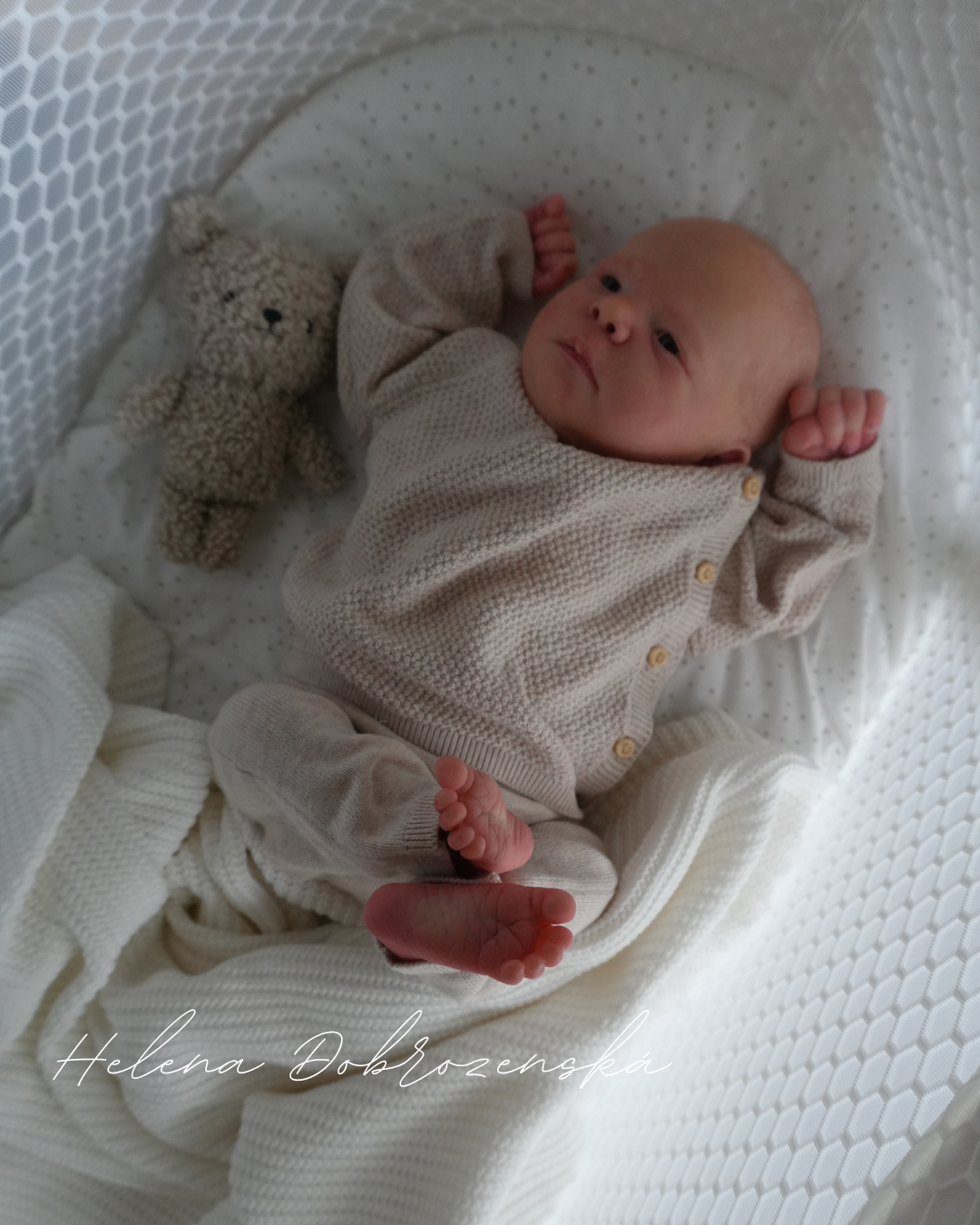 Kouzelné a jako živé reborn miminko z kitu Ruby /Realborn - 2280 g