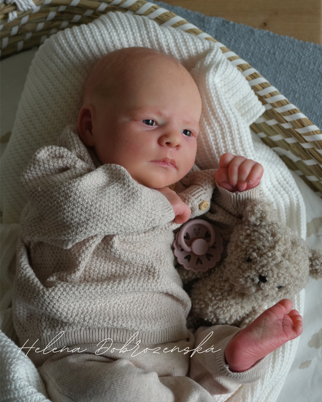 Kouzelné a jako živé reborn miminko z kitu Ruby /Realborn - 2280 g