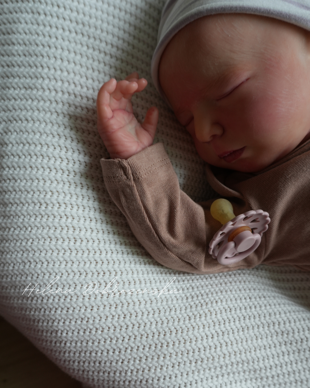 Reborn miminko z kitu Brittany Realborn před dokončením vlásků