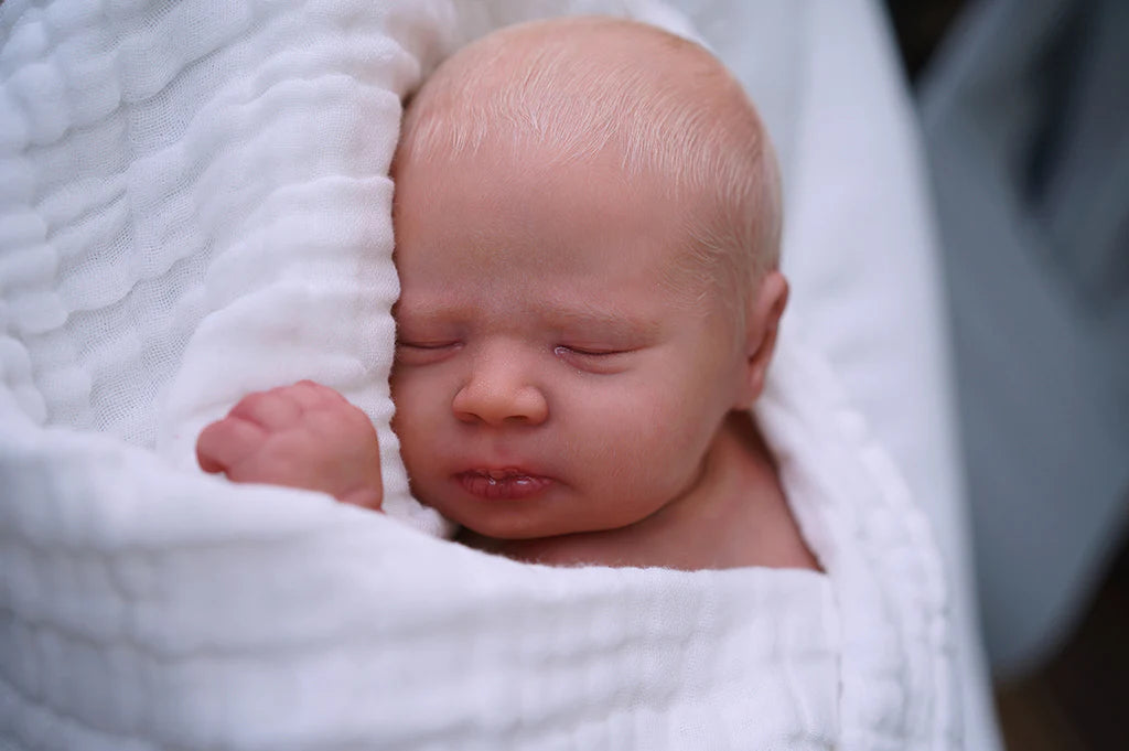 Realborn® Mary Sleeping – reborn kit od Bountiful Baby